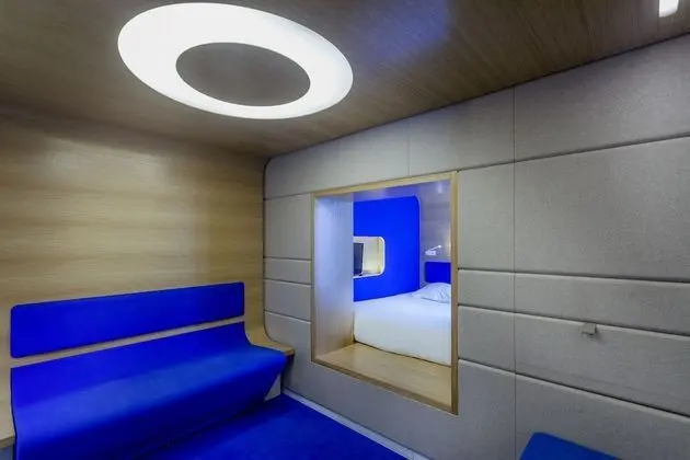 Deluxe Tek Büyük Yataklı Oda (galileO)