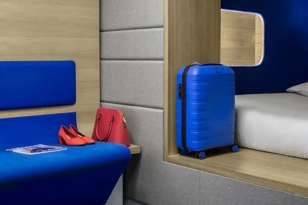 Deluxe Tek Büyük Yataklı Oda (galileO)