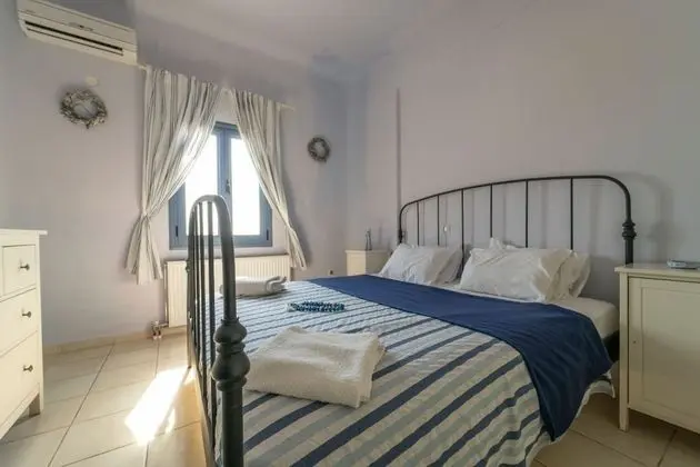 Villa 3 bedrooms view by the sea