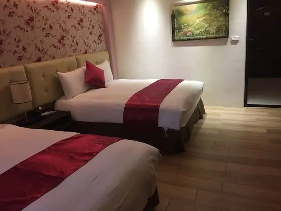 Dört Kişilik Oda, 2 Çift Kişilik Yatak, Sigara İçilmez