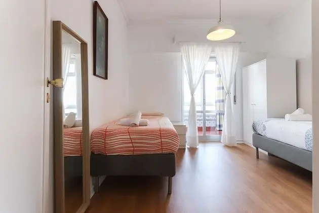 Apart Daire, 3 Yatak Odası, Balkon, Bahçe Manzaralı