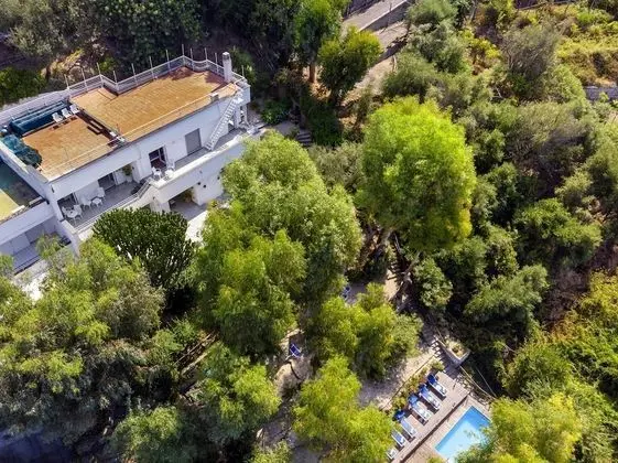 Villa, Sigara İçilebilir