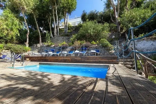 Villa, Sigara İçilebilir