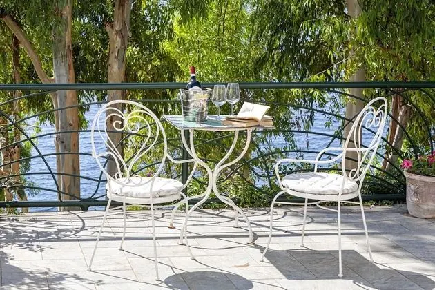 Villa, Sigara İçilebilir