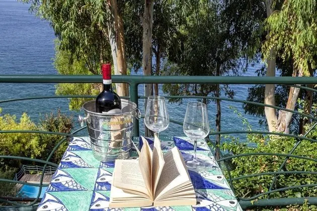 Villa, Sigara İçilebilir