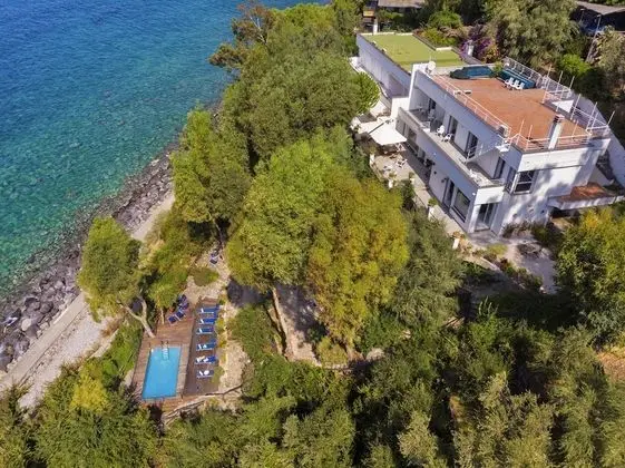 Villa, Sigara İçilebilir