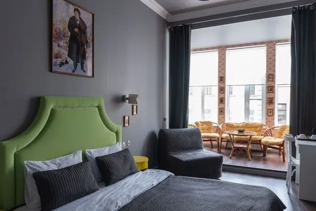 Deluxe Tek Büyük Yataklı Oda