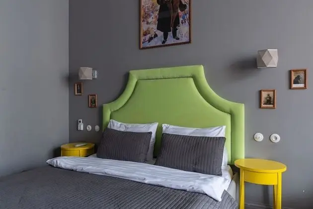 Deluxe Tek Büyük Yataklı Oda