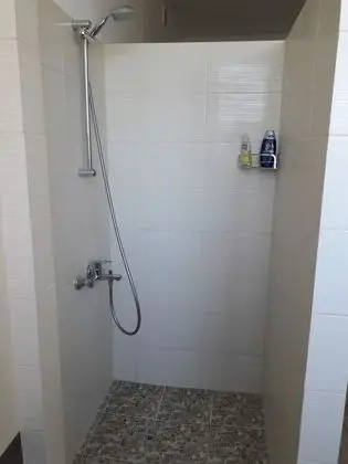 Ortak Ranzalı Oda (Bed in 12-Bed Room )