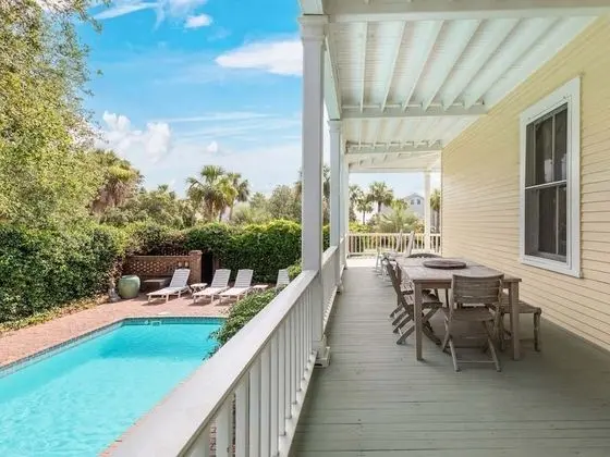 Ev, Birden Çok Yatak, Havuz Kullanımı, Kısmi Deniz Manzarası