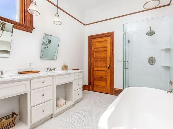 Ev, Birden Çok Yatak, Havuz Kullanımı, Kısmi Deniz Manzarası