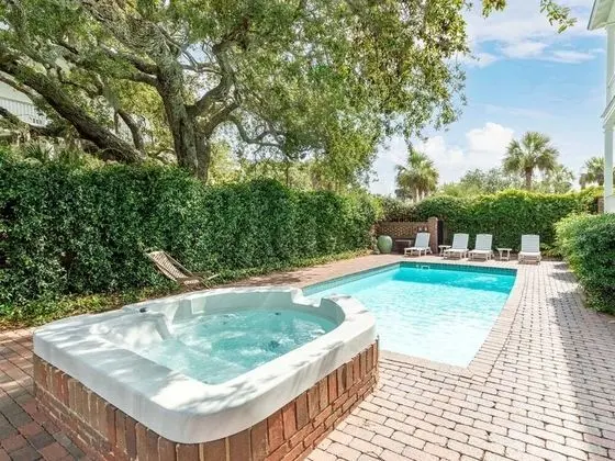 Ev, Birden Çok Yatak, Havuz Kullanımı, Kısmi Deniz Manzarası