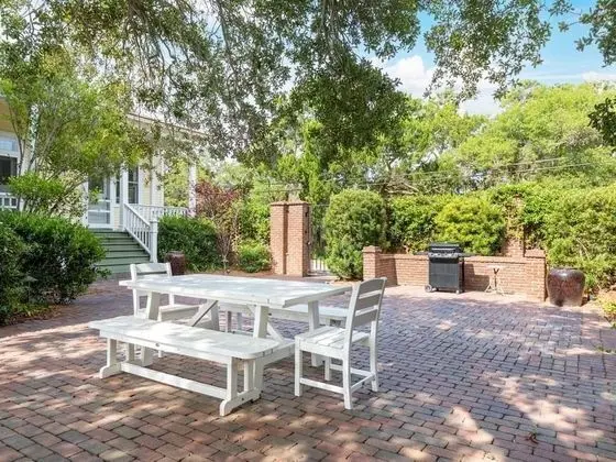 Ev, Birden Çok Yatak, Havuz Kullanımı, Kısmi Deniz Manzarası