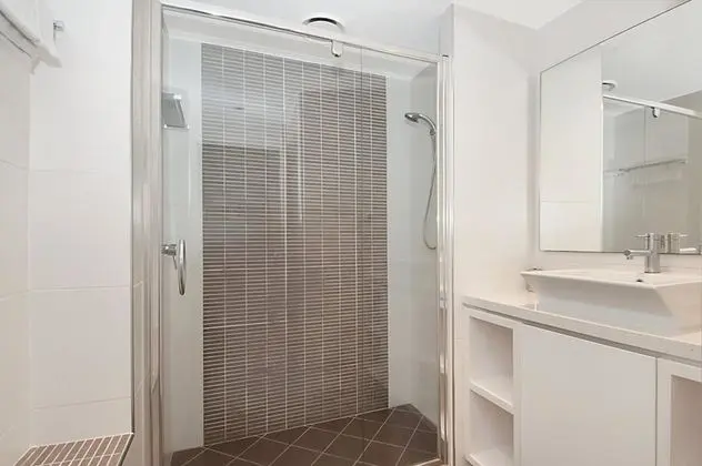 3-Bedroom Apartment