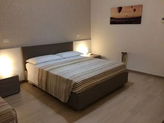 Üç Kişilik Oda