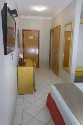 Büyük Yataklı Tek Kişilik Oda