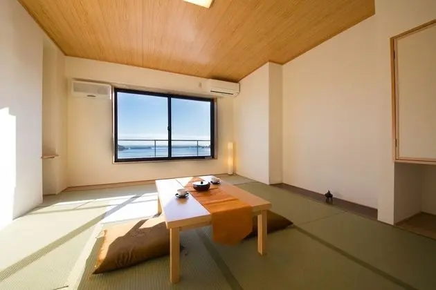 Standard Oda, Sigara İçilebilir (JP Style, Shared Bath, Private Toilet)