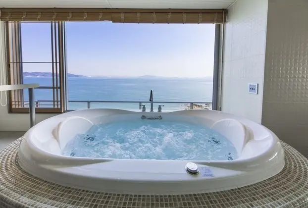 Süit, Sigara İçilmez, Sıcak Su Küveti (81 sqm, View Bath)