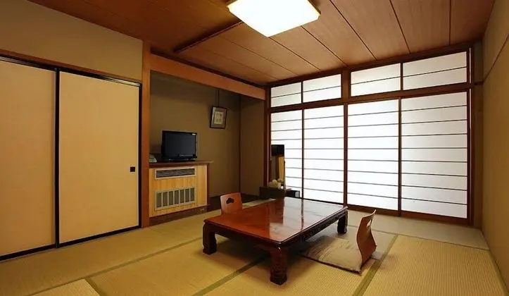 Traditional Oda, Sigara İçilebilir (Japanese Style)