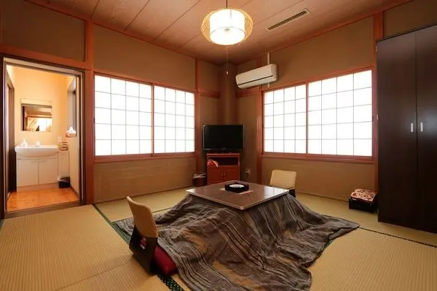 Traditional Oda (Japanese Style, 3 Guests)