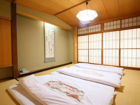 Traditional Oda (Japanese style, with Shared Bathroom)