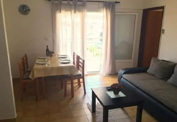 Apart Daire (Ognjen - family apartments with free )