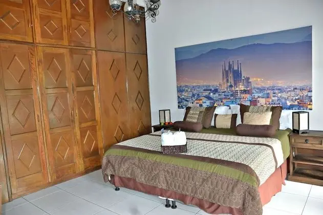 Deluxe Oda, 1 En Büyük (King) Boy Yatak, Ortak Banyo (Barcelona)