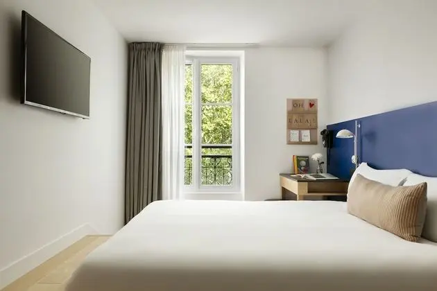 Tek Kişilik Oda (vue Bastille, no elevator)