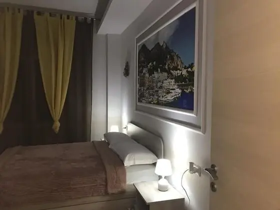 Tek Büyük Yataklı Oda