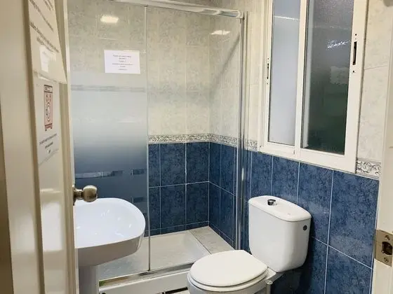 Classic Ortak Ranzalı Oda, Karma Ranzalı Oda, Özel Banyo (Bed in 6-Bed Mixed Dormitory Room	)