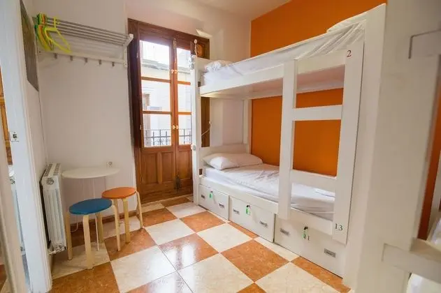 Standard Ortak Ranzalı Oda, Özel Banyo (4 camas)
