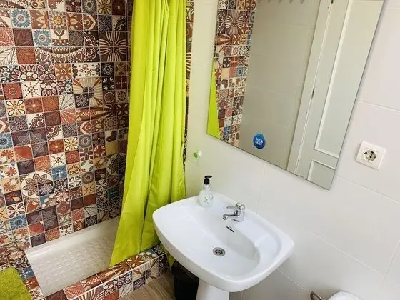 Standard Ortak Ranzalı Oda, Özel Banyo (4 camas)