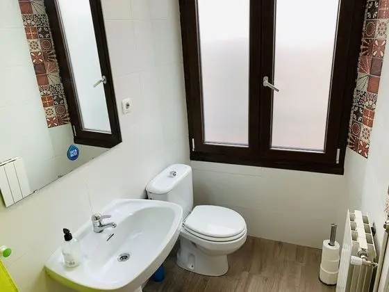 Standard Ortak Ranzalı Oda, Özel Banyo (4 camas)