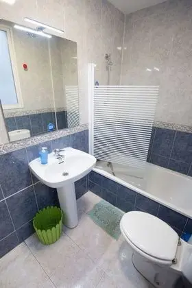 Standard Ortak Ranzalı Oda, Sadece kadınlar için (Bed in 6-Bed Female Dormitory Room)