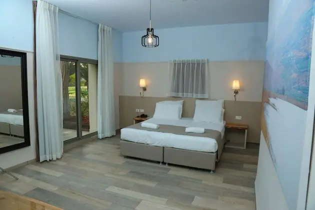Deluxe Room Garden access