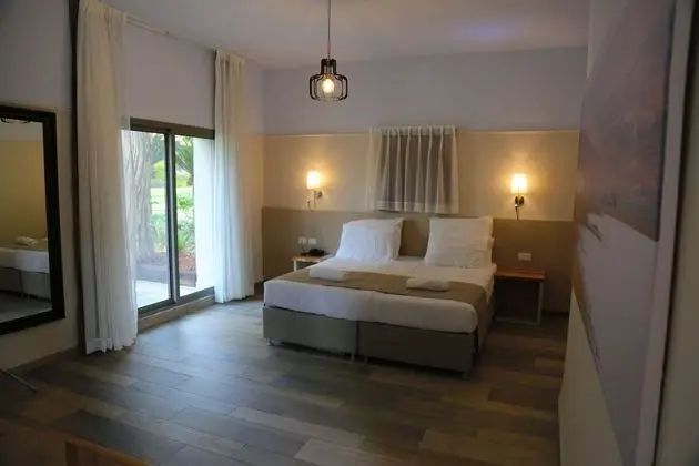 Deluxe Room Garden access