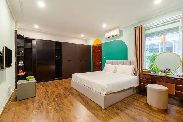 Deluxe Tek Büyük Yataklı Oda