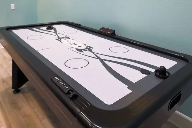 Ev, Birden Çok Yatak, Havuz Kullanımı, Havuz Manzaralı