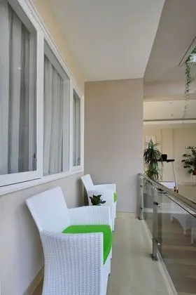Deluxe Oda, Balkon
