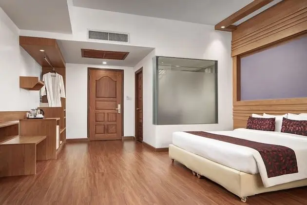 Deluxe Single or Double Room