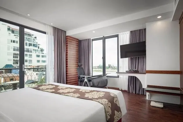 Ohana Residence, Balcony