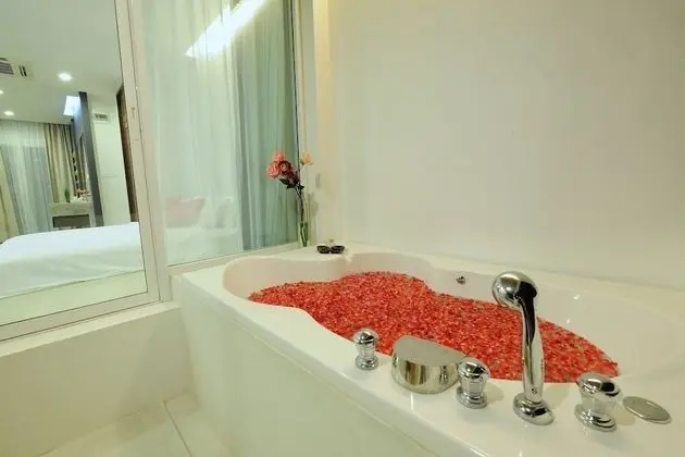 Canupy Room