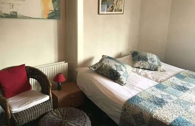 Tek Büyük Yataklı Oda