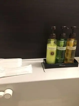 Tek Kişilik Oda, Sigara İçilebilir