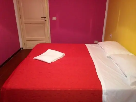 Economy Tek Büyük veya İki Ayrı Yataklı Oda, Ortak Banyo