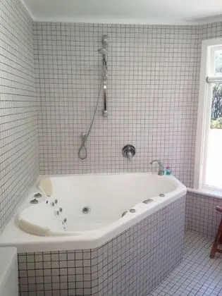 Deluxe Stüdyo Süit, Kısmi Deniz Manzaralı