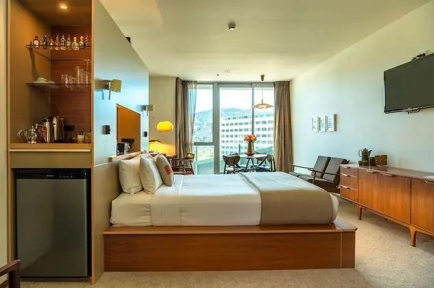Premium Tek Büyük Yataklı Oda, 1 En Büyük (King) Boy Yatak, Balkon, Şehir Manzaralı