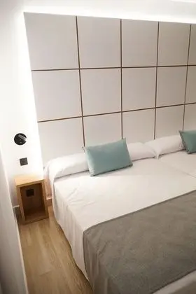 Tek Büyük Yataklı Oda (1 adult and 2 children)