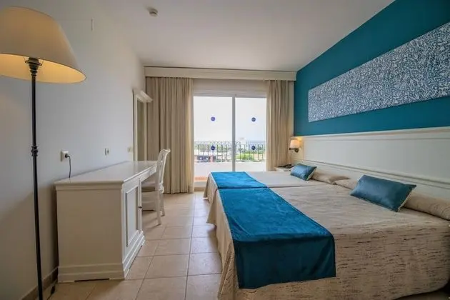 Üç Kişilik Oda (2 adults + 1 child)