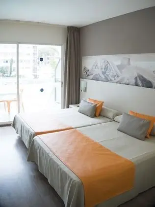 Tek Büyük Yataklı Oda (1 ADULT + 2 CHILDREN)
